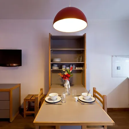 Avec Balcon Sud Et Wifi Au Centre De Brides-les-bains, Proche Thermes Et Telecabine - Fr-1-512-54