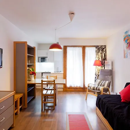 Avec Balcon Sud Et Wifi Au Centre De Brides-les-bains, Proche Thermes Et Telecabine - Fr-1-512-54 * Brides-les-Bains
